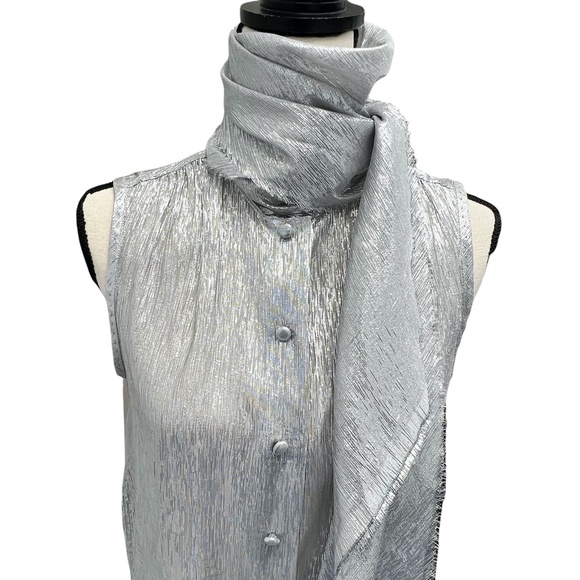 MARC JACOBS FOR BERGDORF GOODMAN SILVER SILK LAMÉ TOP - Picture 7 of 16